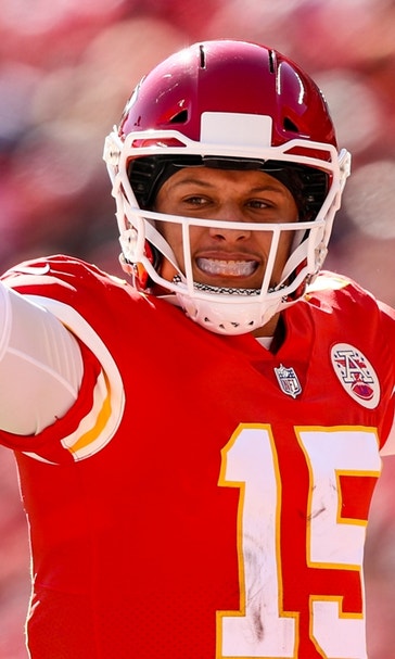 Mahomes faces his old roommate Josh Rosen as Cardinals come to town